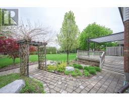 55 HERITAGE DRIVE - 26