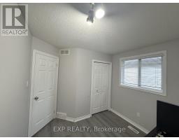 1360 ASPENRIDGE CRESCENT - 9