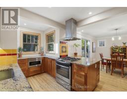 16 CLENRAY PLACE - 11