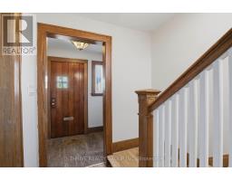 16 CLENRAY PLACE - 4