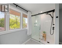 88 CHESHAM COURT - 20