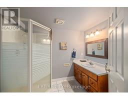 88 CHESHAM COURT - 31