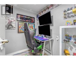 26 SINCLAIR AVENUE - 31