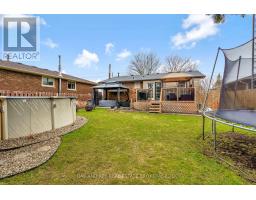 26 SINCLAIR AVENUE - 37