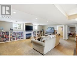 71294 LONDON ROAD - 25