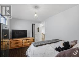 187 HOLLYRIDGE CRESCENT - 24