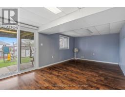 187 HOLLYRIDGE CRESCENT - 26