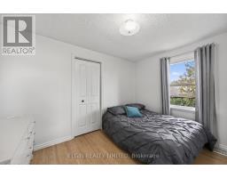112 PARK AVENUE - 18