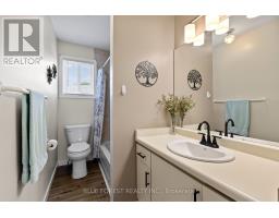 275 PORTSMOUTH CRESCENT E - 23