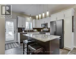 179 FOREST GROVE CRESCENT - 12