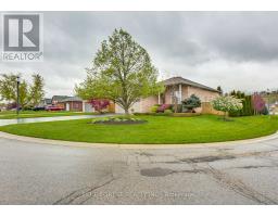 179 FOREST GROVE CRESCENT - 2