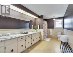 71 BLACKTHORNE CRESCENT - 27