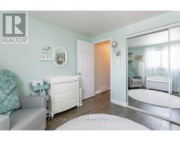 17 ACTON CRESCENT - 20