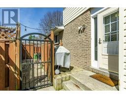 17 ACTON CRESCENT - 30