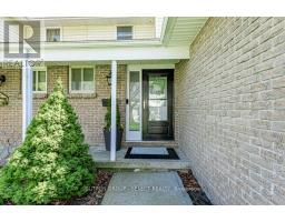 17 ACTON CRESCENT - 4