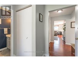 17 ACTON CRESCENT - 6