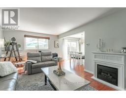 17 ACTON CRESCENT - 9