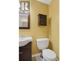 62 - 320 WESTMINSTER AVENUE - 16