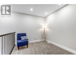 48 COMPASS TRAIL - 19