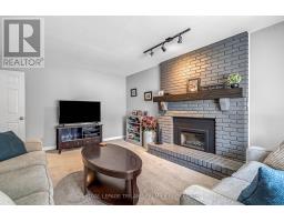 31 FOXCROFT CRESCENT - 13