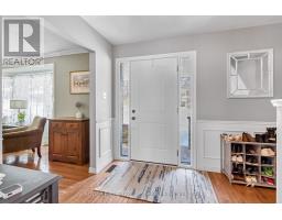 31 FOXCROFT CRESCENT - 2