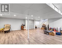 31 FOXCROFT CRESCENT - 31