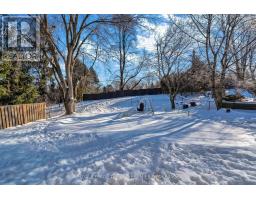 31 FOXCROFT CRESCENT - 40
