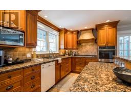 2416 SUNNINGDALE ROAD W - 10