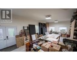 2416 SUNNINGDALE ROAD W - 32