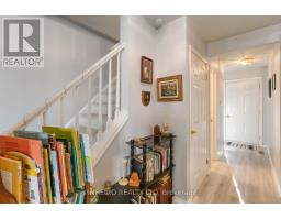 72 - 141 CONDOR COURT - 13