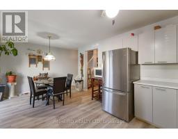 72 - 141 CONDOR COURT - 25