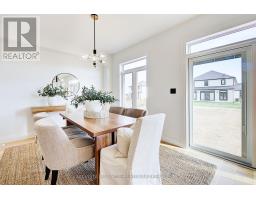 10 WOODMERE PATH - 21