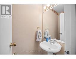 600 WONDERLAND ROAD S - 8