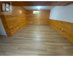101 SOUTHCOTT COURT - 32
