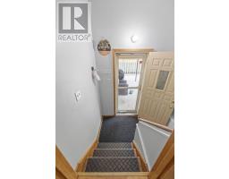 58 CENTRE CRESCENT N - 26
