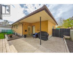 58 CENTRE CRESCENT N - 33