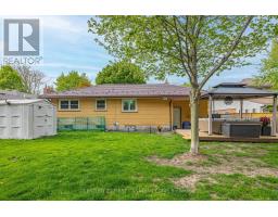58 CENTRE CRESCENT N - 37
