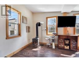198 MUNROE STREET - 6