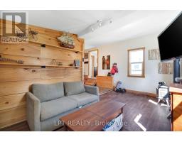 198 MUNROE STREET - 8