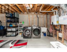 51 COMPASS TRAIL - 33