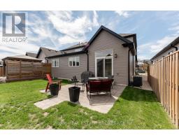 51 COMPASS TRAIL - 40