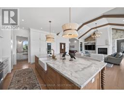 472715 SOUTHGATE 47 SIDE ROAD - 16