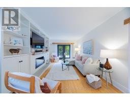 442 VICTORIA STREET - 21