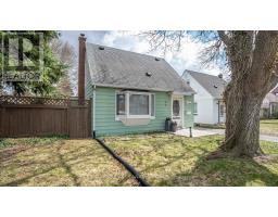 26 APELDOORN CRESCENT - 3