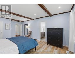 4 BRIARHILL PLACE - 16