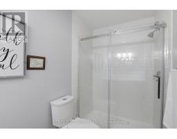 4 BRIARHILL PLACE - 18