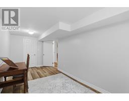 4 BRIARHILL PLACE - 23