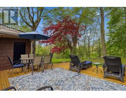4 BRIARHILL PLACE - 3