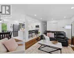 4 BRIARHILL PLACE - 5