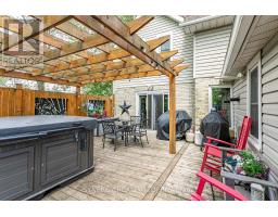 3759 TRILLIUM DRIVE - 20